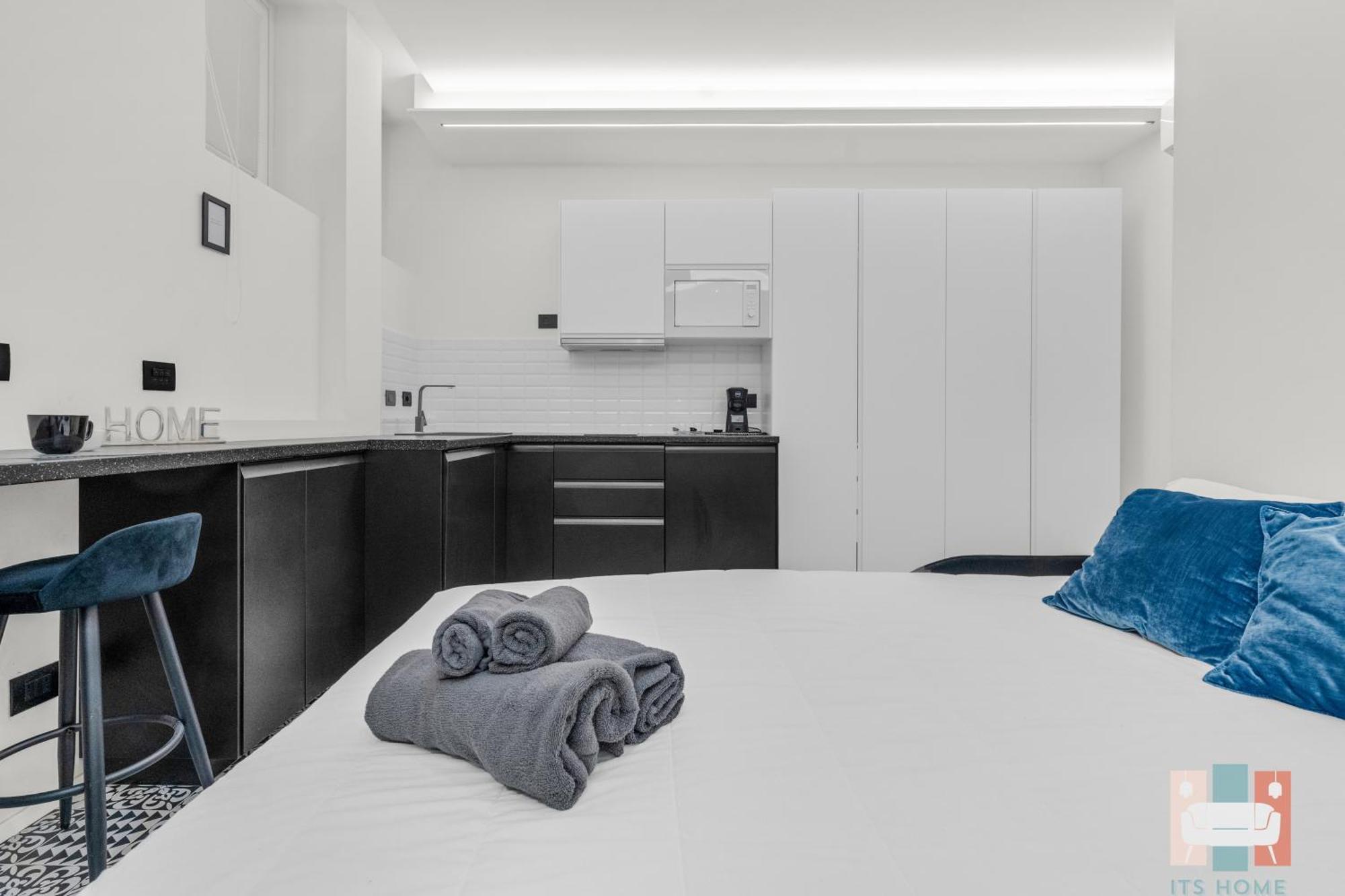 Pab60 -crescenzago-luxury Blue House