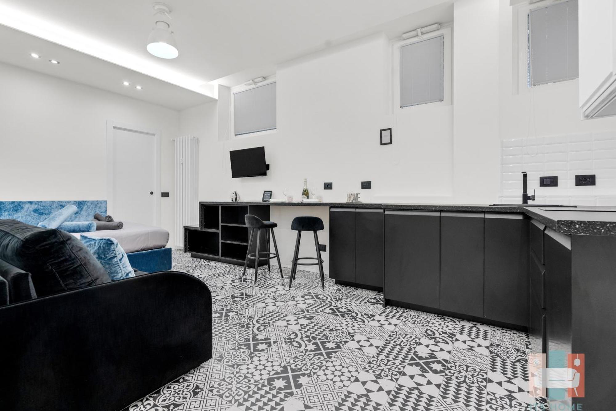 Apartment Pab60 -crescenzago-luxury Blue House