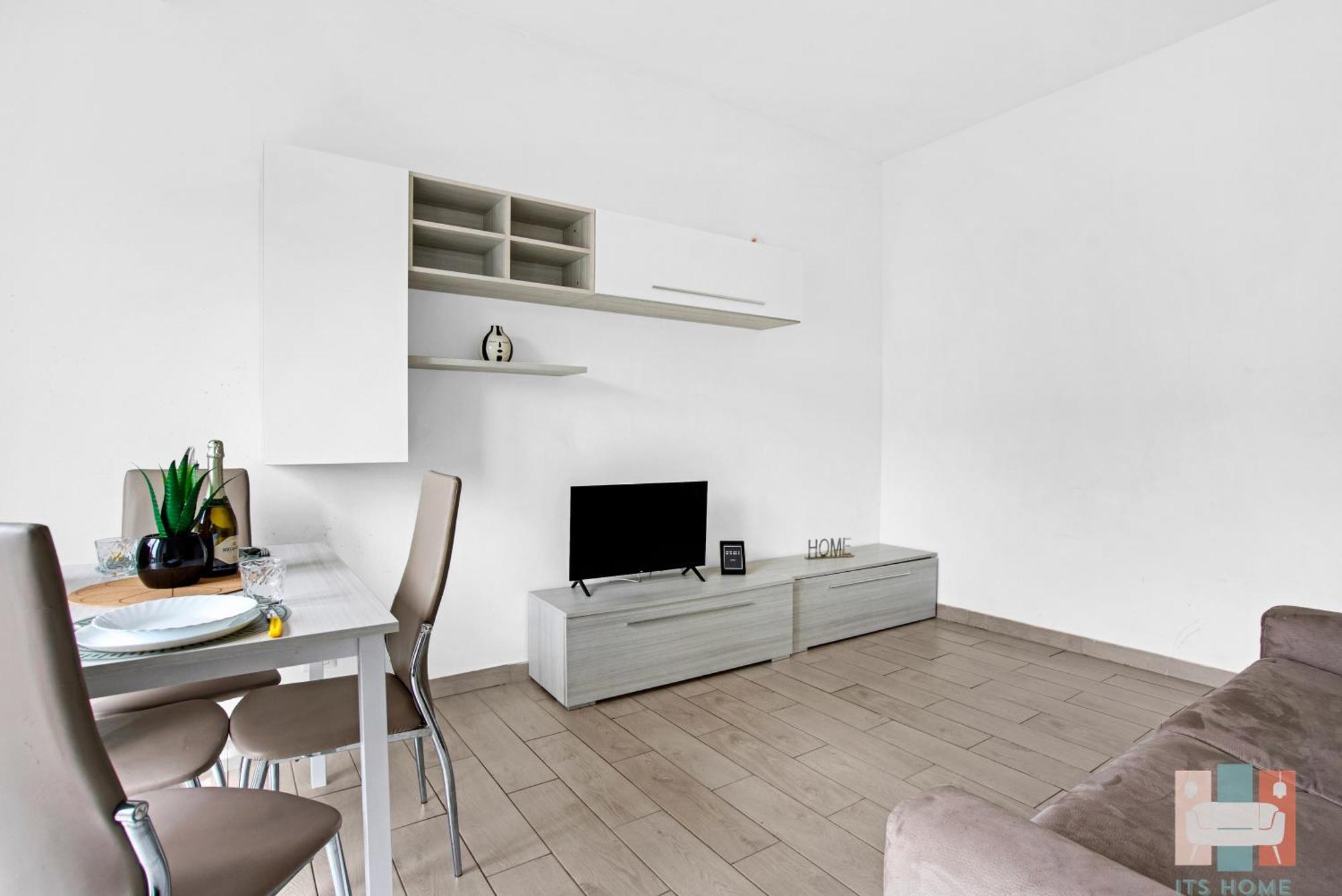 Ag17 - In The Center Of - Apartment Milan