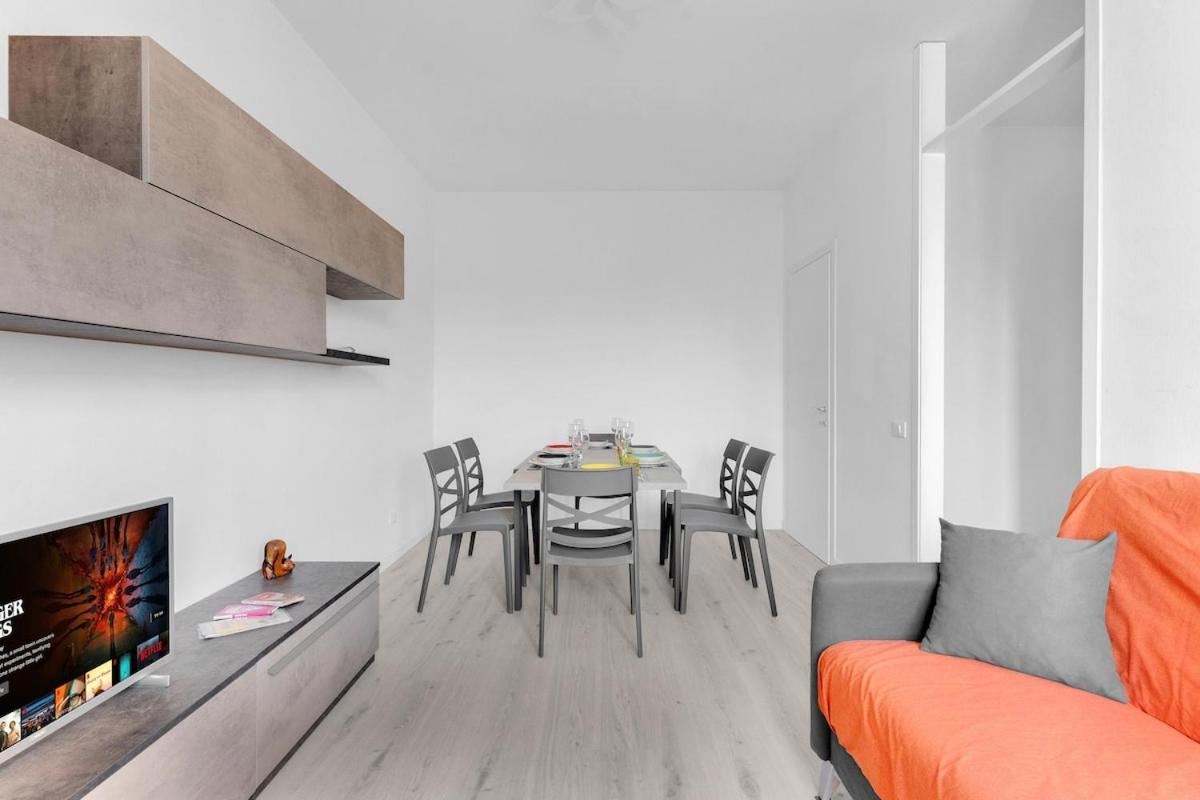 Metro M2 Famagosta-appartamento X5-self Check-in Milan