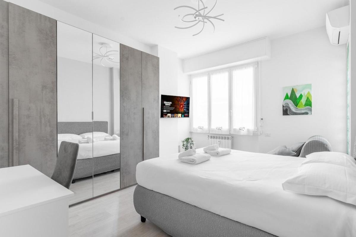 Comodo E Confortevole-sesto Piano Con Vista Apartment