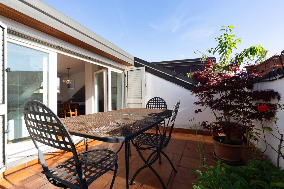 Station 10 Min Private Terrace Skyview 6 Pax Apartment *