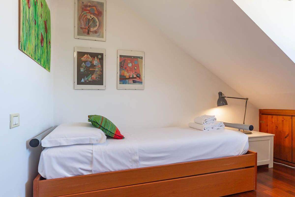 Apartment Station 10 Min Private Terrace Skyview 6 Pax Milan
