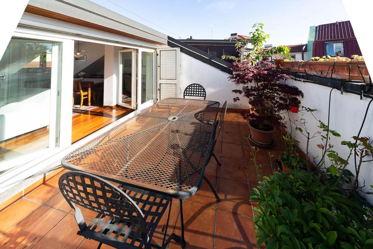 Apartment Station 10 Min Private Terrace Skyview 6 Pax *
