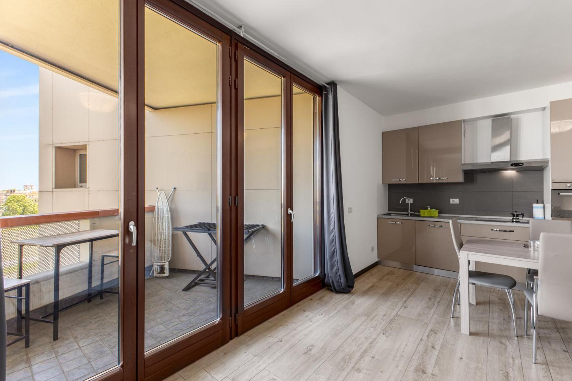 Monolocale Con Balcone Self Check In Milano Sempione Apartment Milan