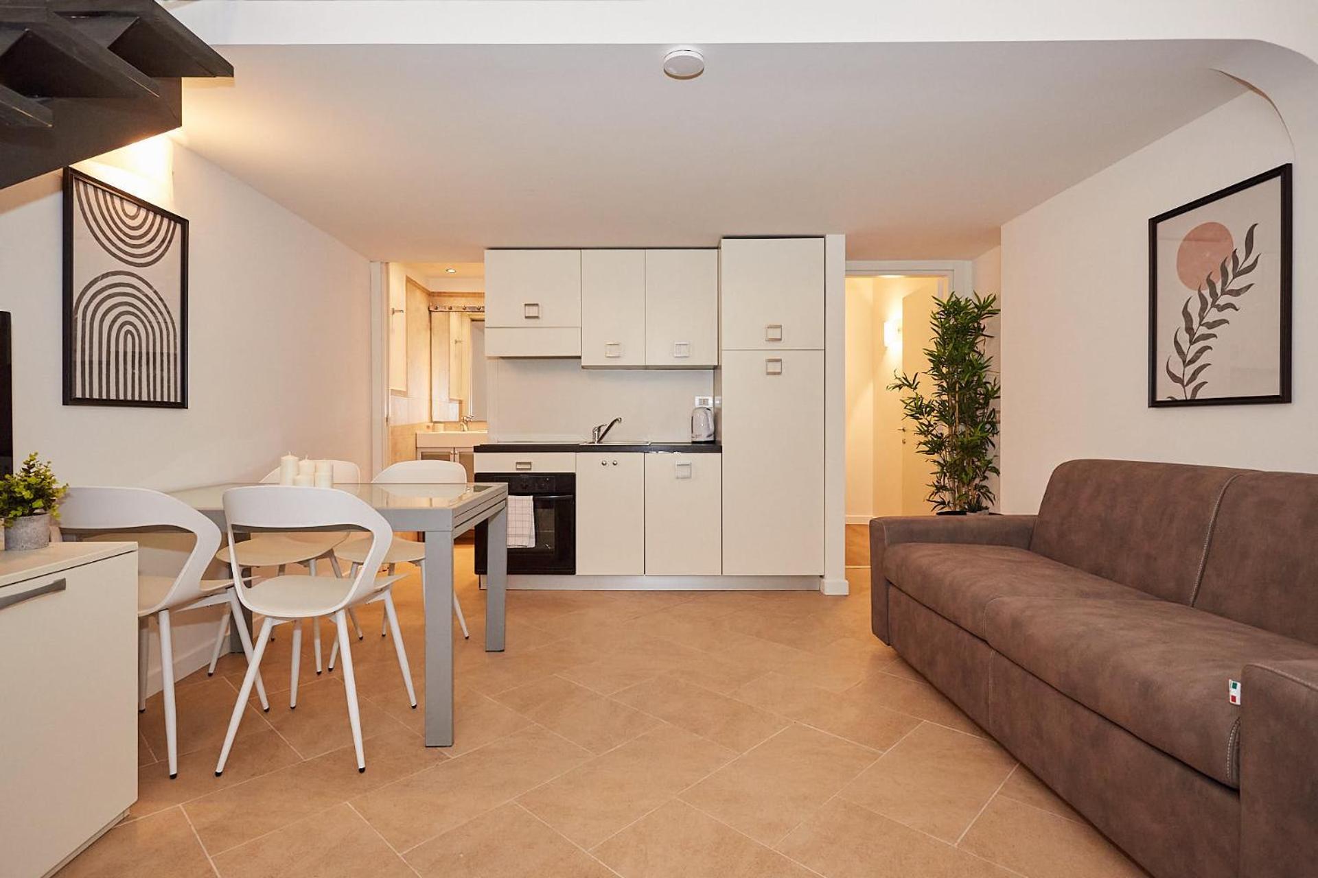 Broglio Apartment *