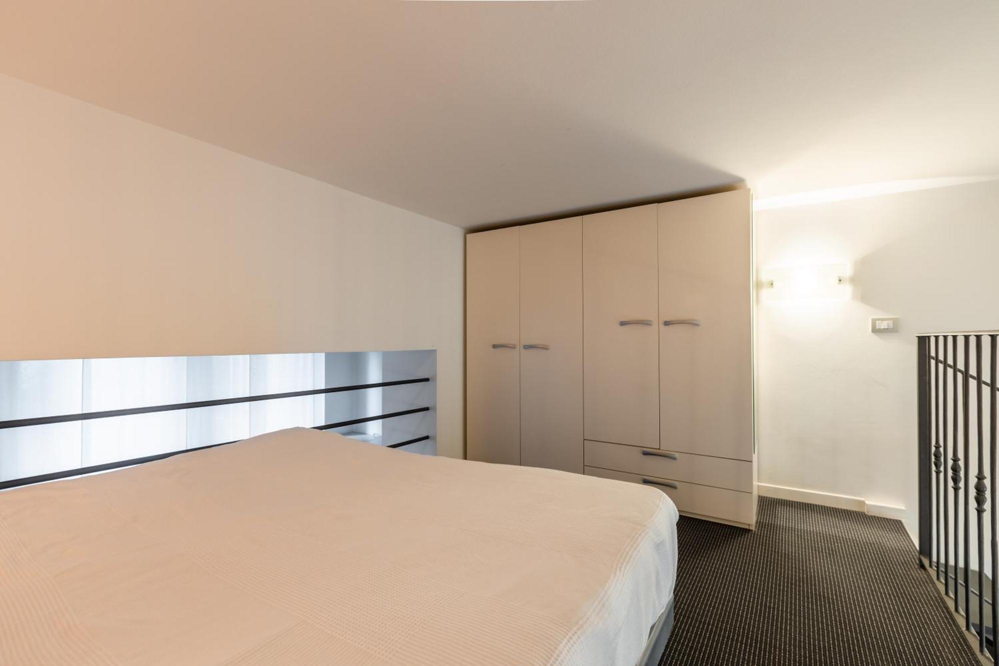 Apartment Broglio Milan
