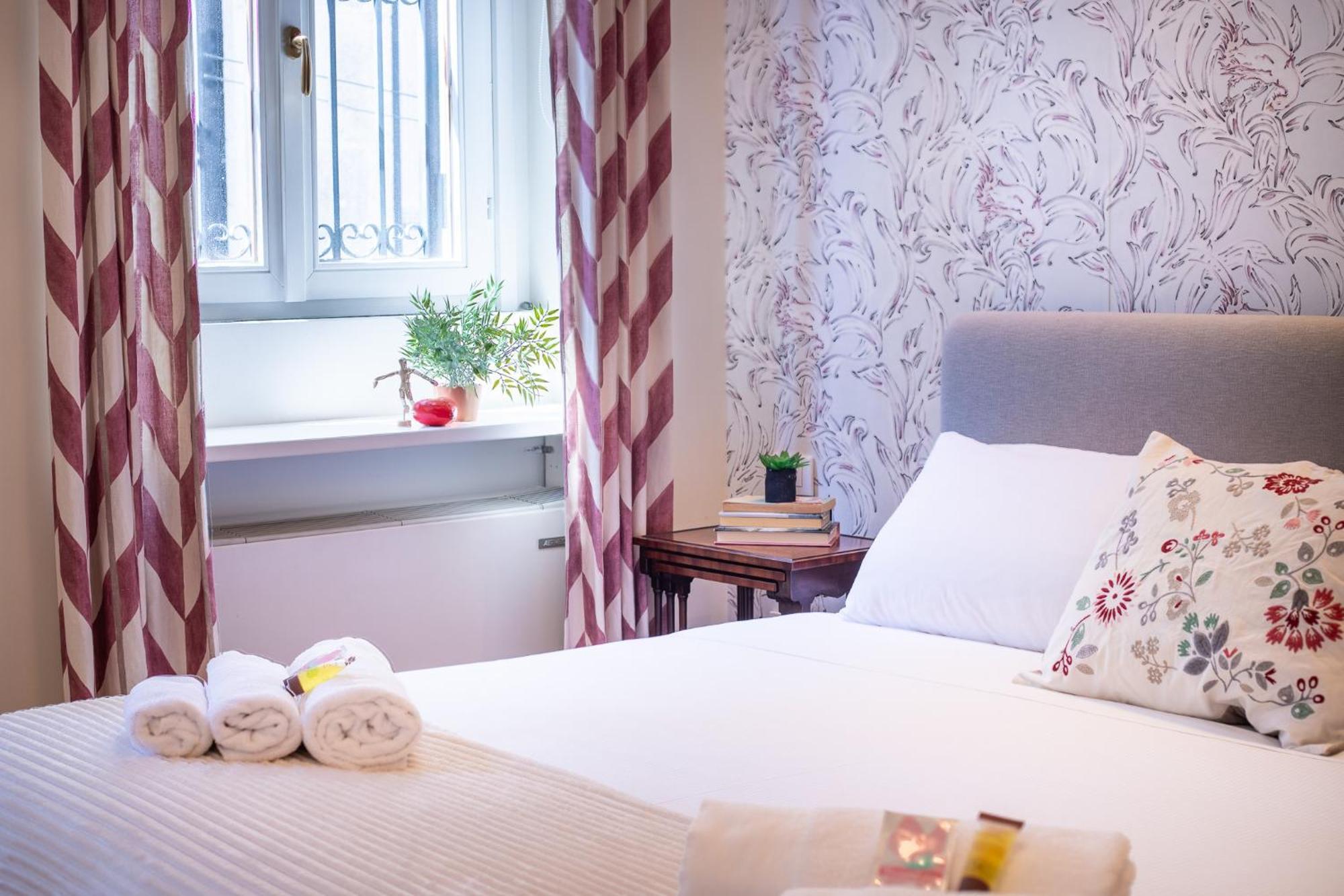 Duomo 500 Mt - Between Art And Design With Wi-fi Apartamento *