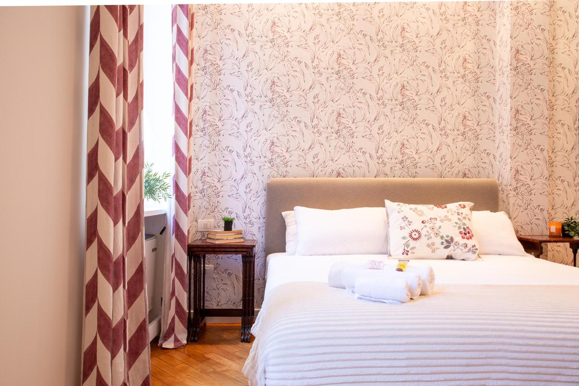 Duomo 500 Mt - Between Art And Design With Wi-fi Apartamento