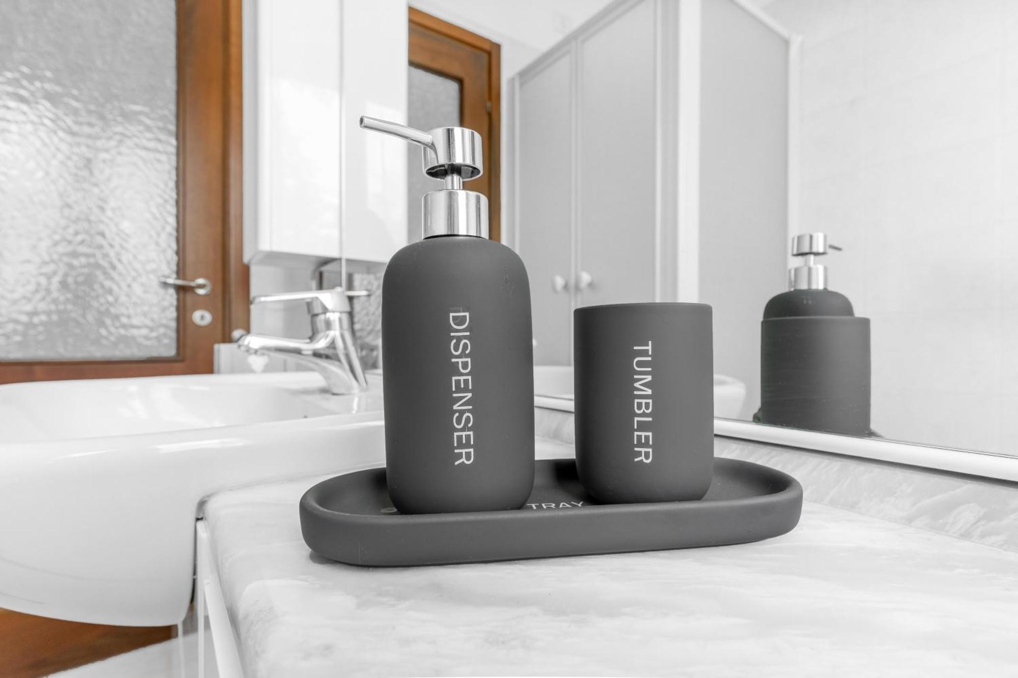 Luxury Dream - Duomo 10min Free Fast Wi-fi And Ac Train Station Porta Vittoria 290mt Apartment Milan