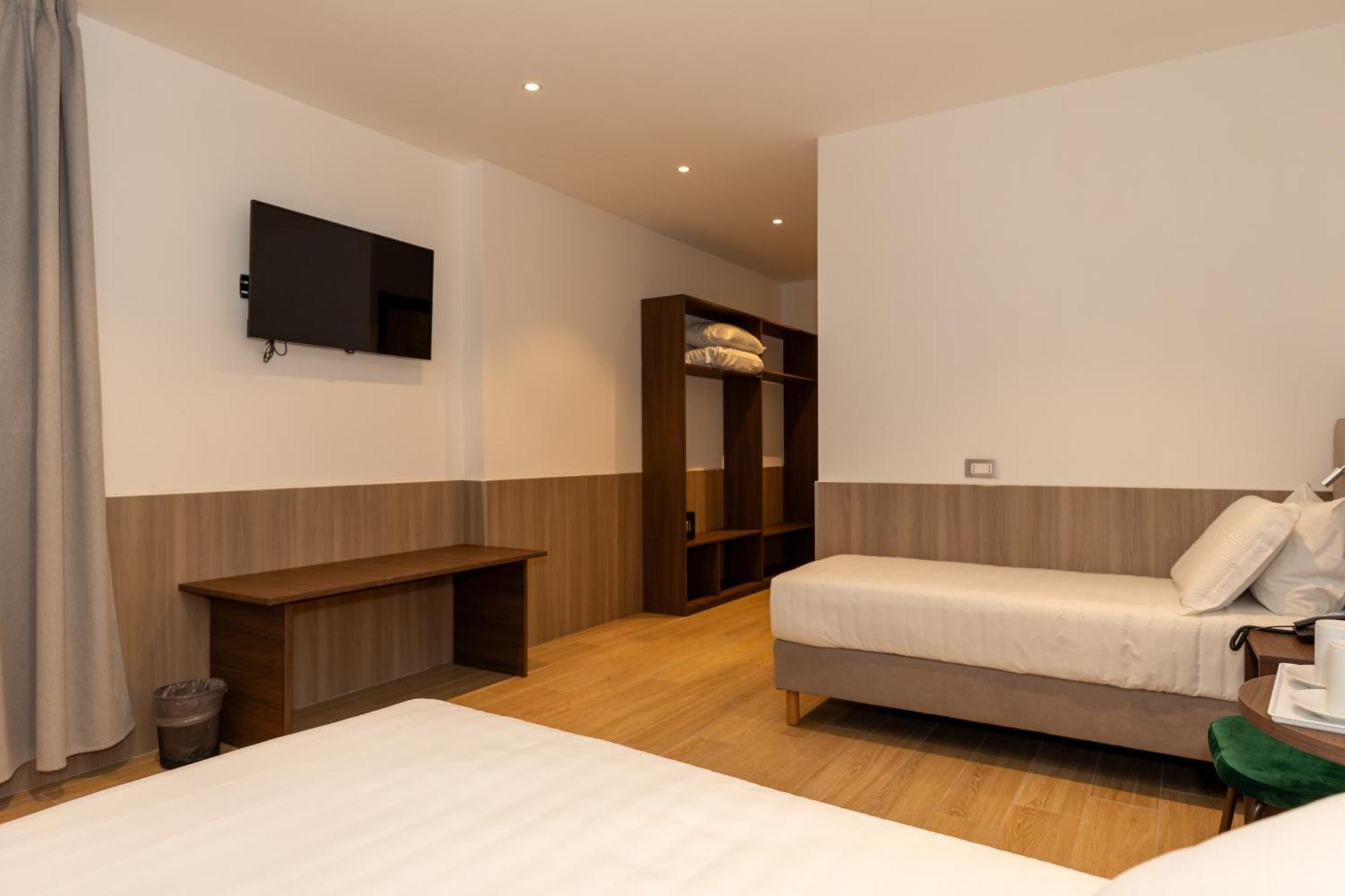 Hotel Lh Milan