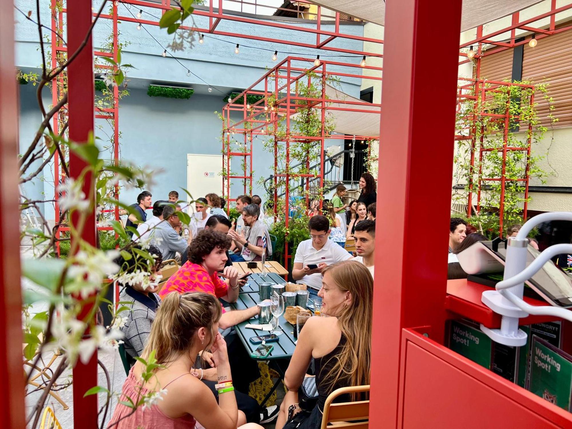 Hostel Yellowsquare