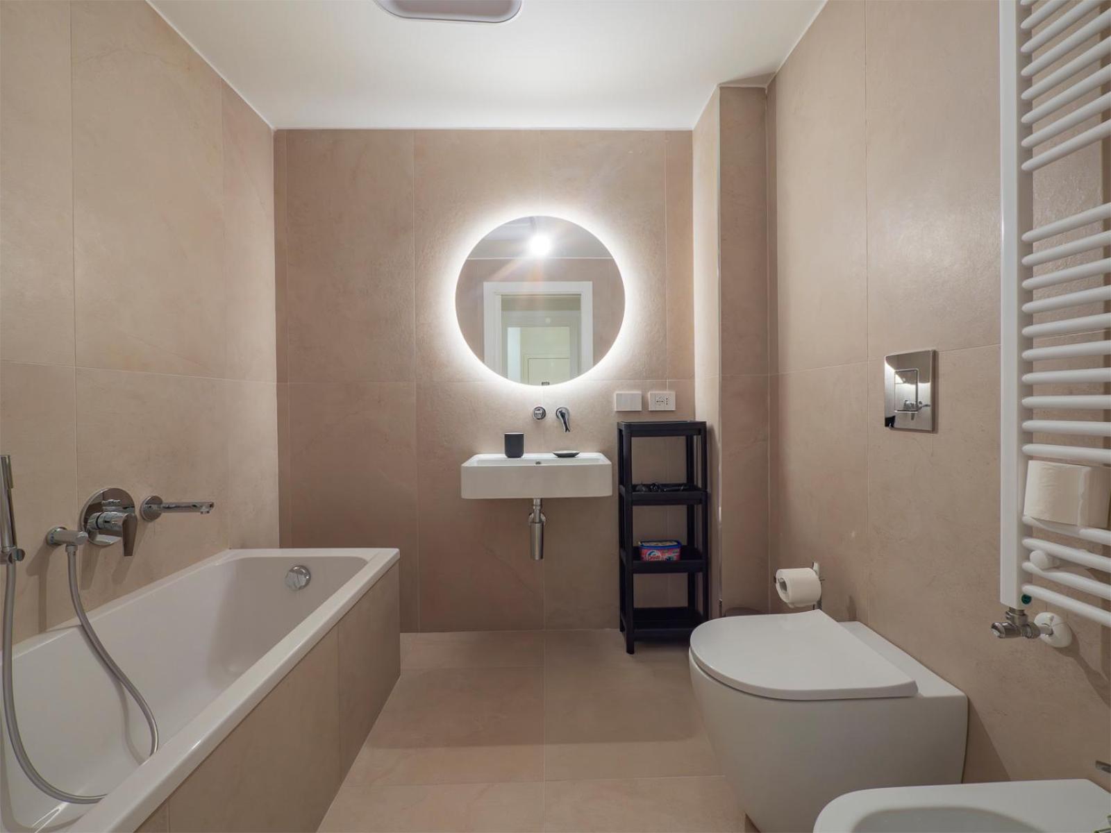 Apartment Xenia - 3rooms In Via Petrella 4 C
