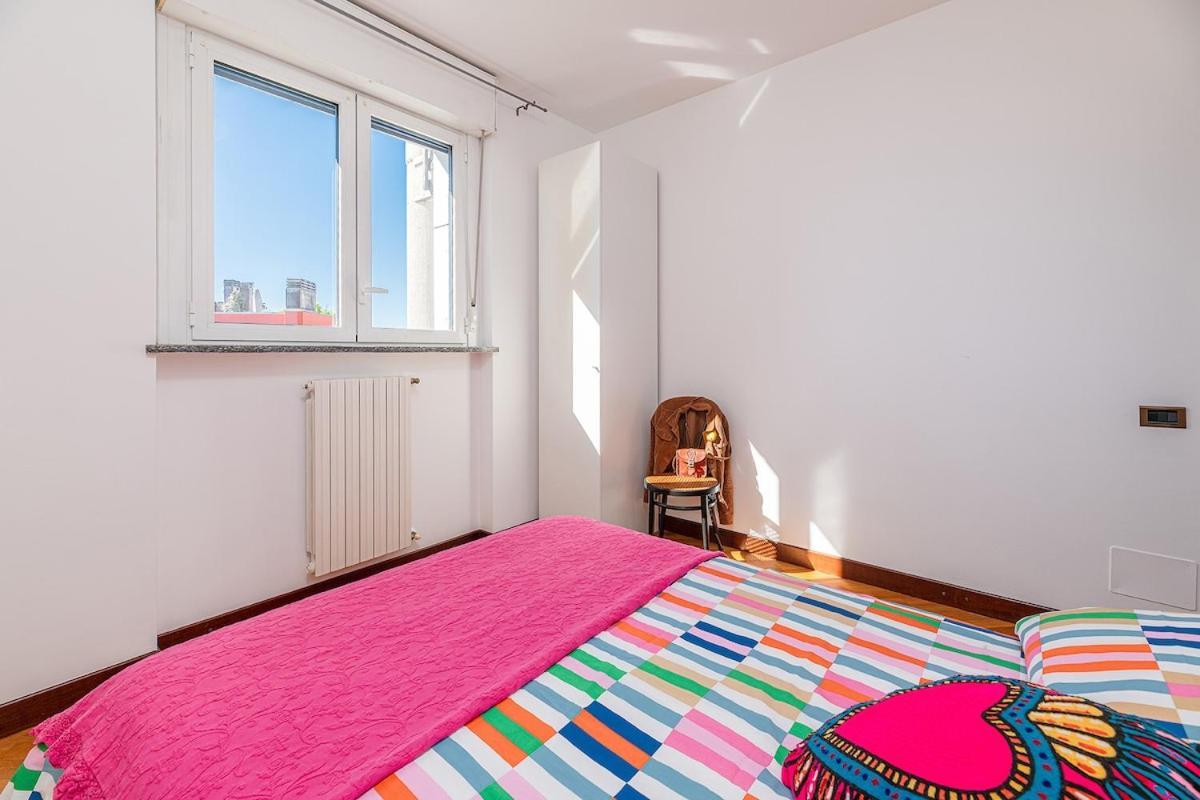 The Rainbow House With Terrace!