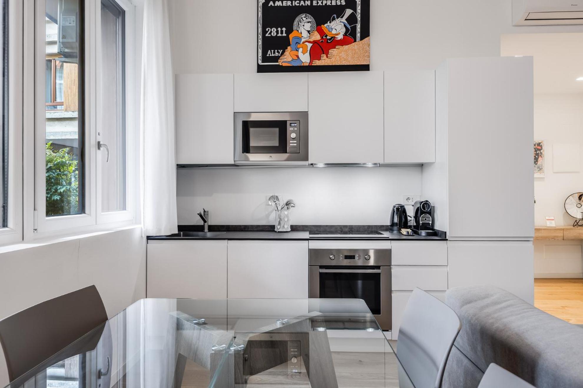 Apartment Sempione Apt- Citylife - 4 Posti Letto Milan