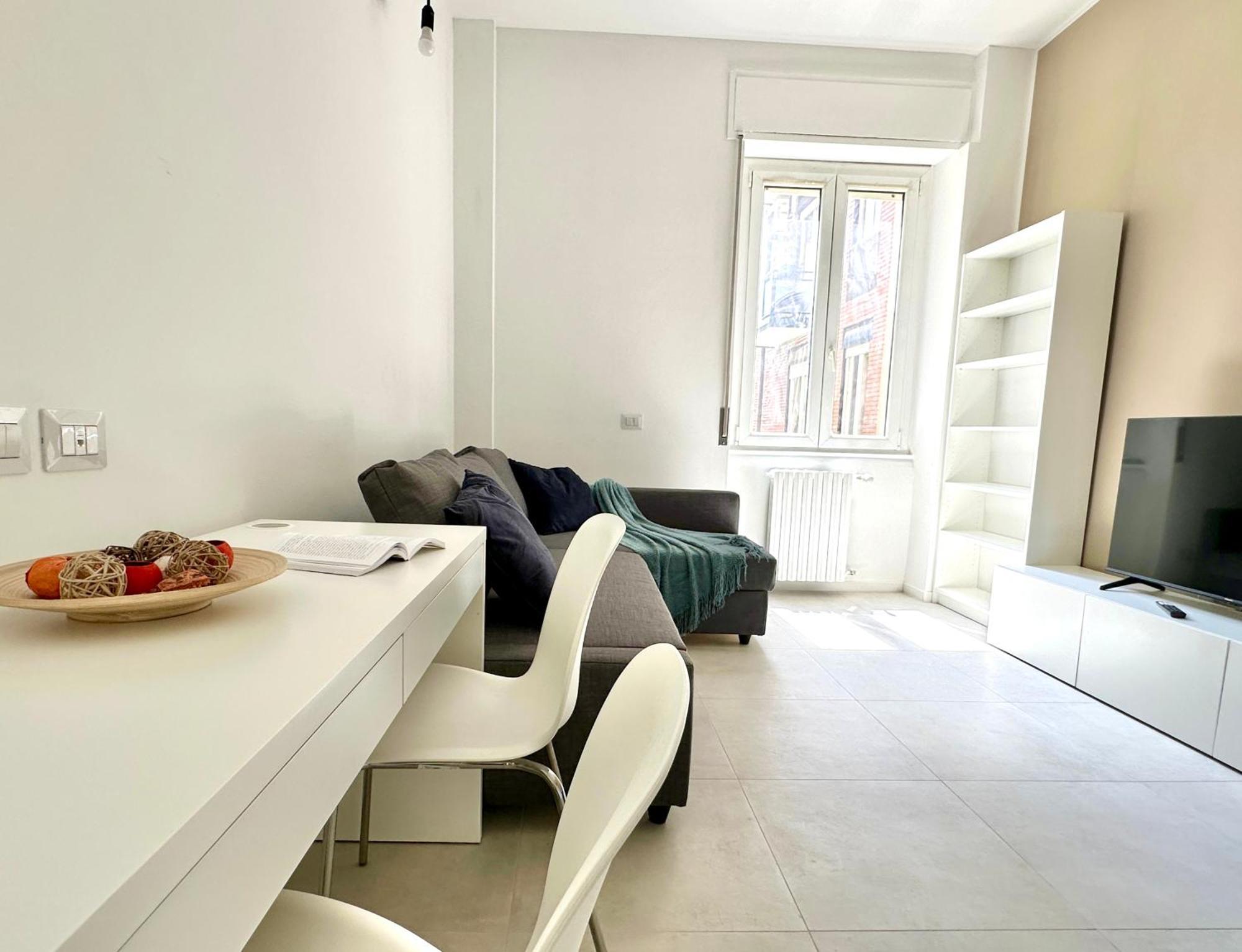 I-host - Lodi 78 * Milan
