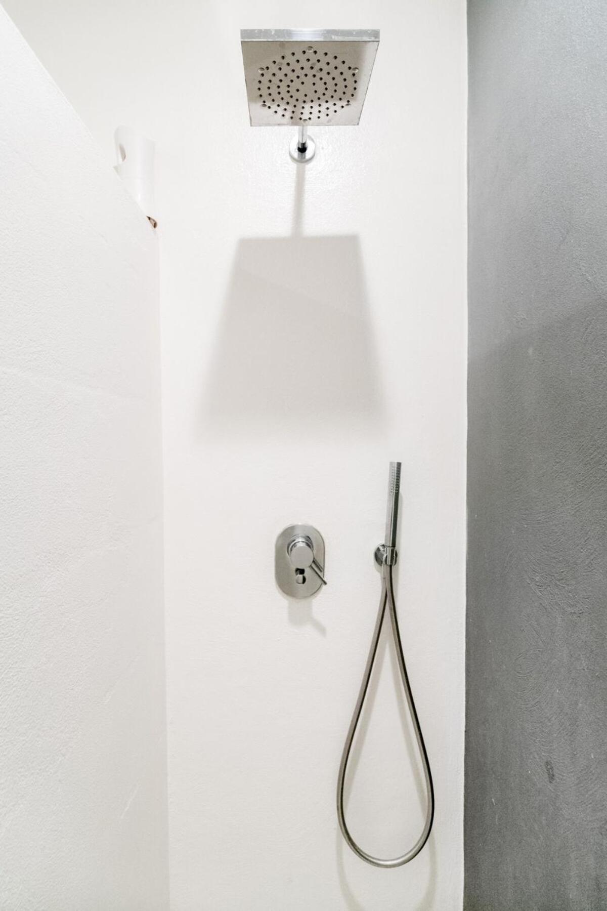 Bocconi Industrial Loft 2bdr, 2btr Apartment