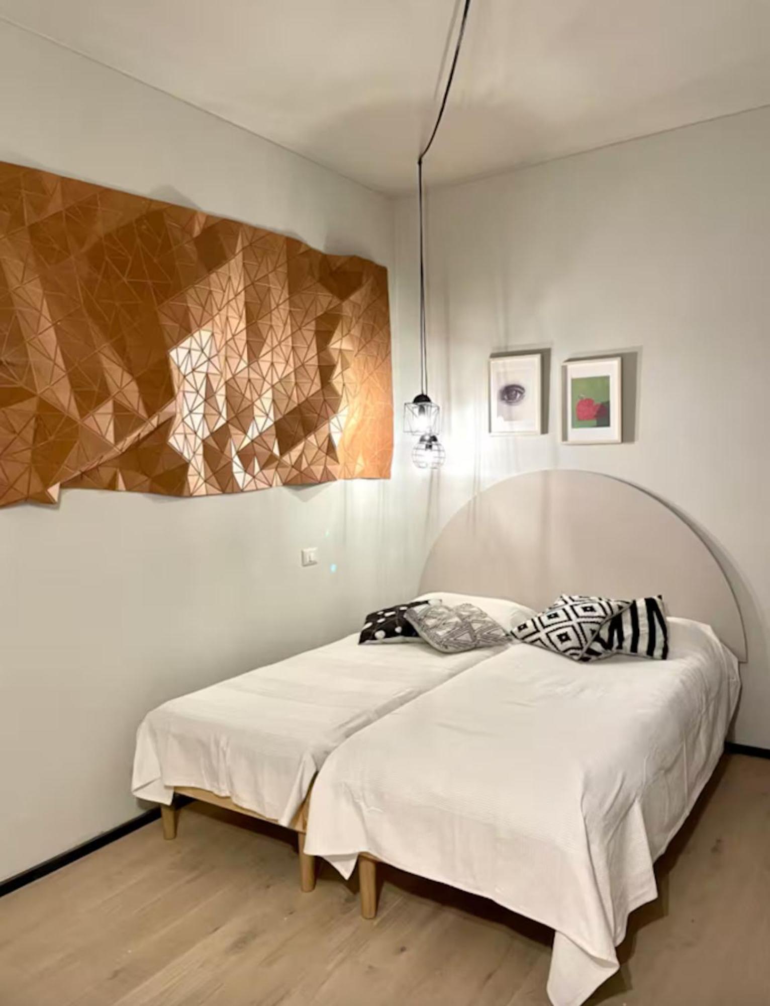 Apartment Navigliohome Porta Genova, 1 Cozy And Elegant