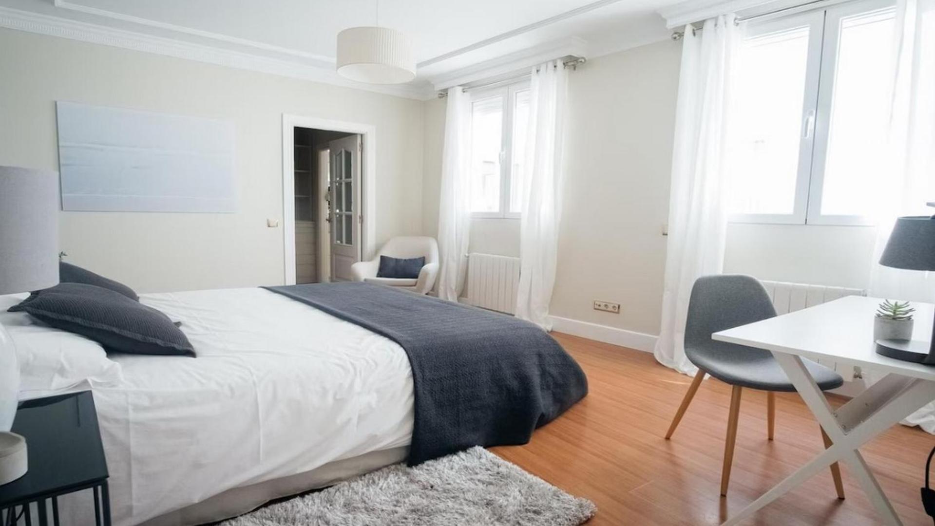 Apartment Moderno Nel Centro Della Citta Di *