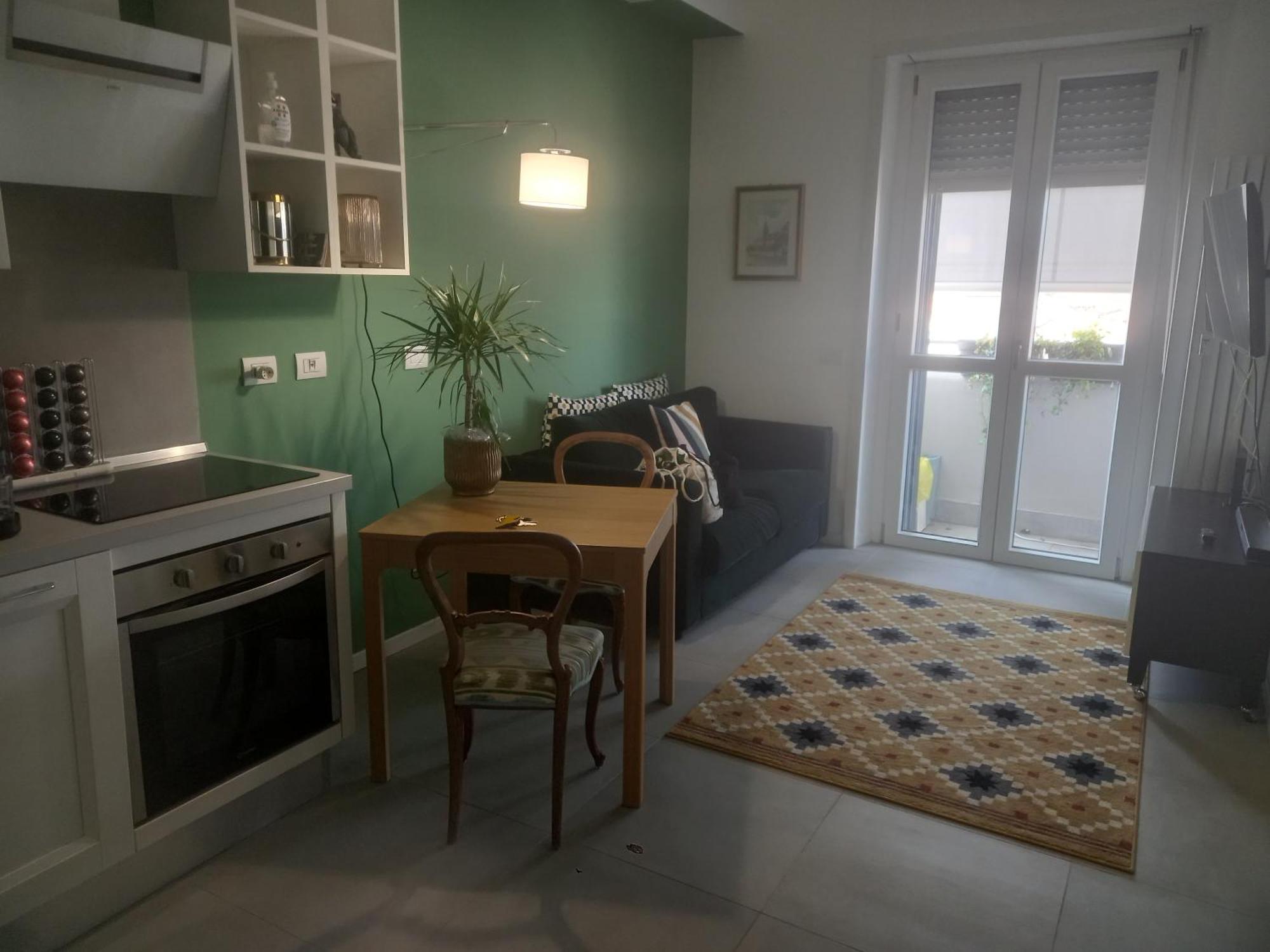 Apartment Milano City Centre Super New Apartament With 2 Bedrooms & 2 Bathrooms Fully Equipped Kitchen Living Room Wi Fi Balcony Metro Line Porta Romana 3 Stops To Duomo Cathedral Milan