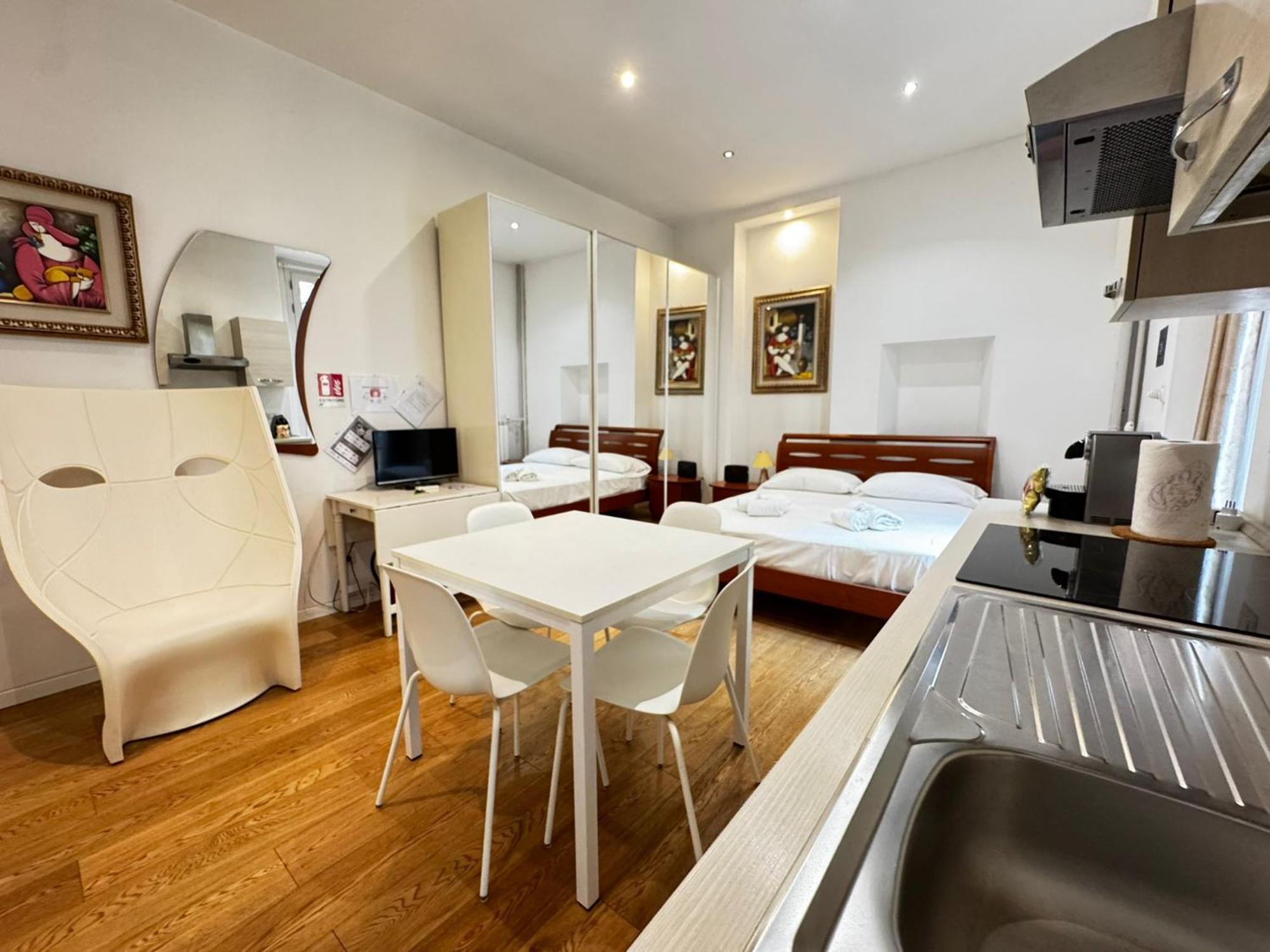 Kibilu - Via Washington Apartment *