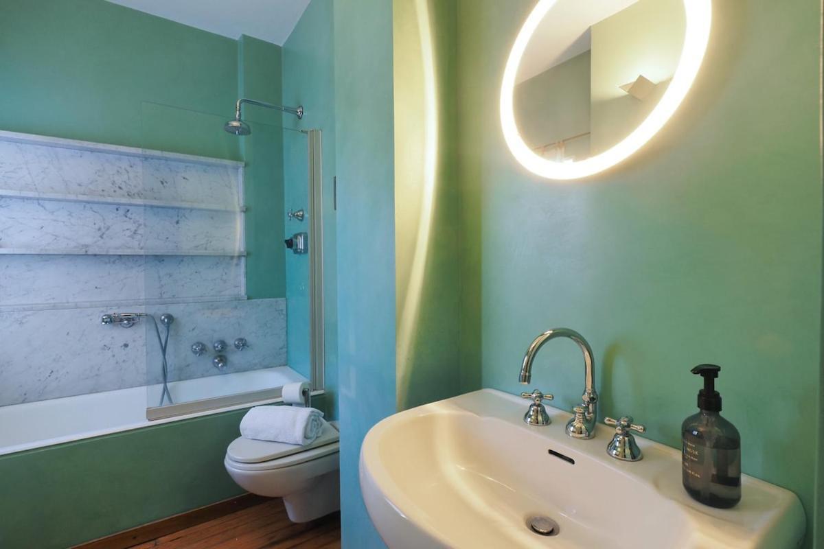 Charming Liberty-style With Garden And Parking Near Life *