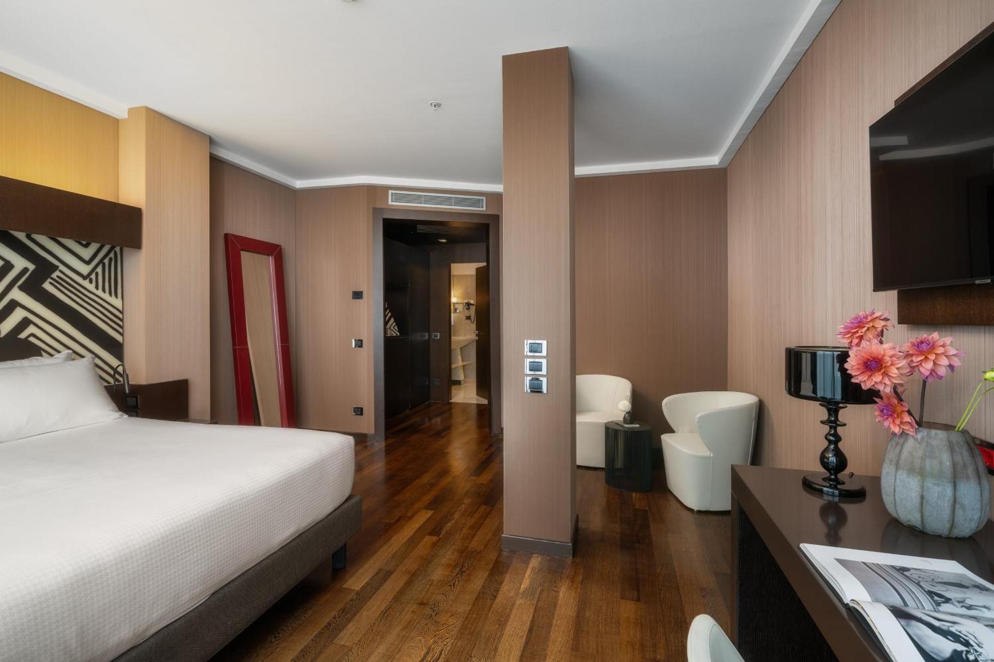 Crowne Plaza By Ihg Hotel Milan