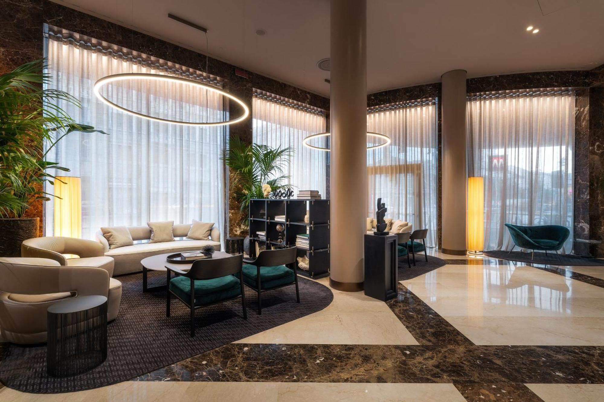 Crowne Plaza By Ihg
