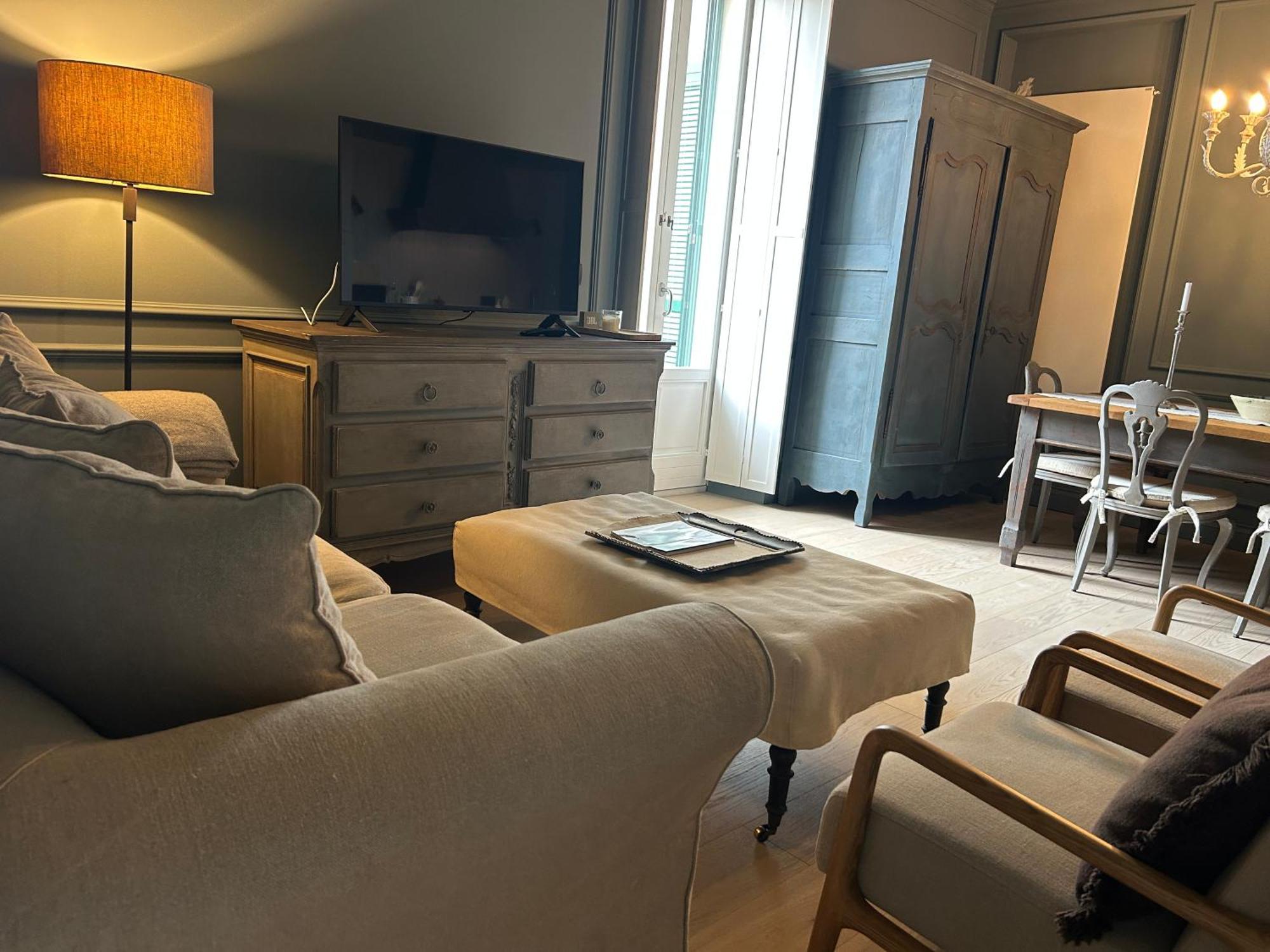 Luxury Terrace In The Center Of Garibaldi Train Station Brera Apartment