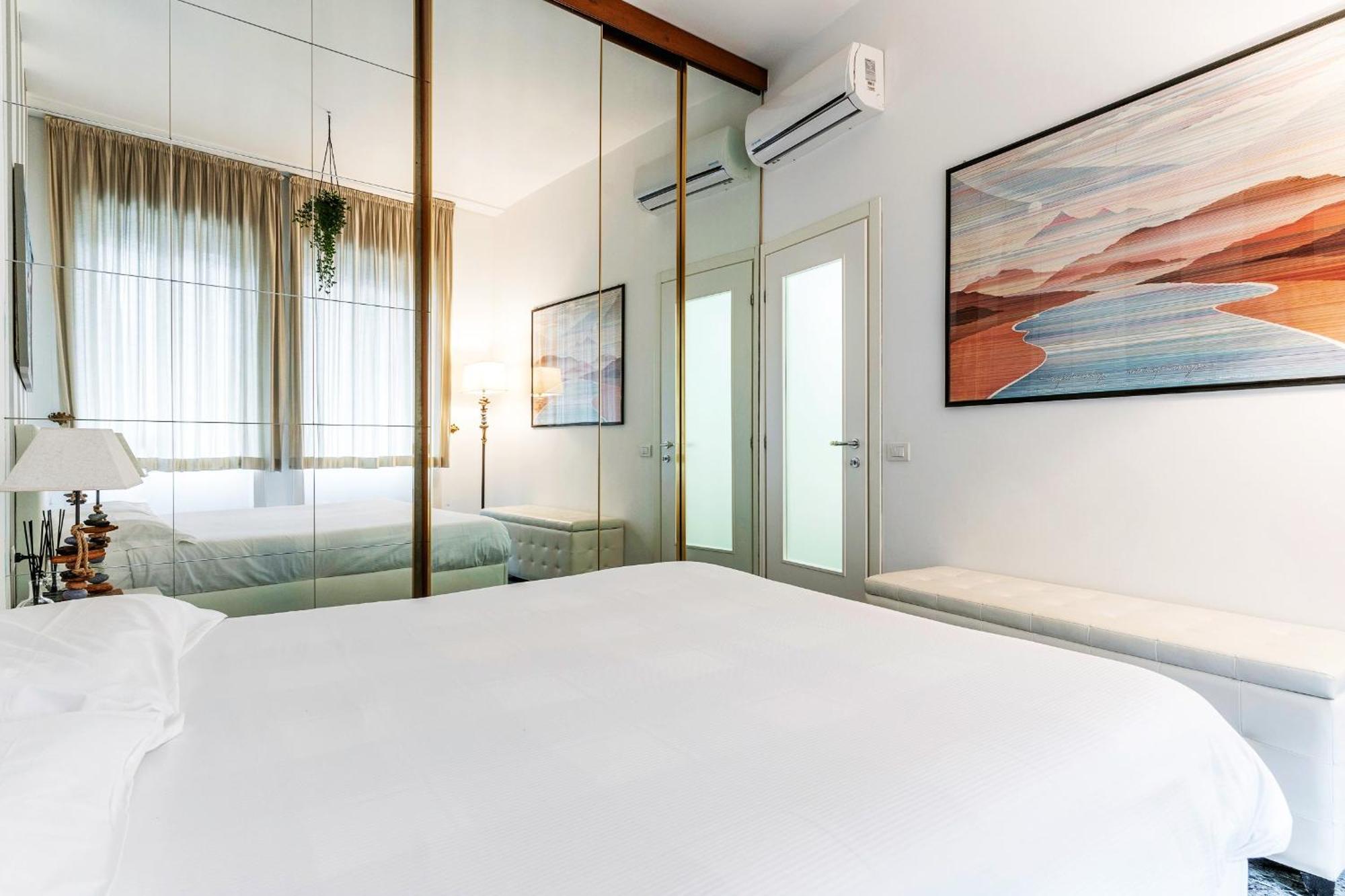 S. Ambrogio Square Apartment