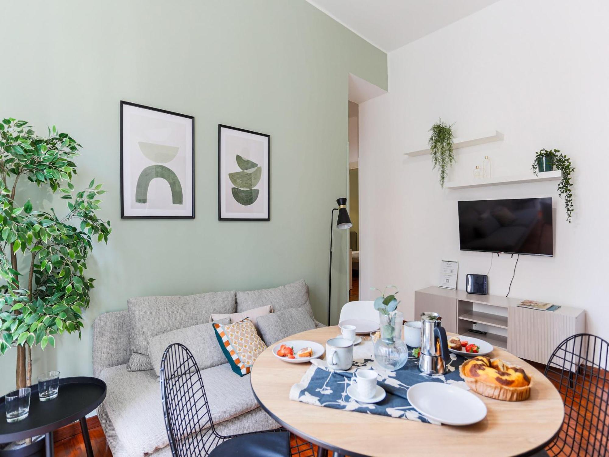 The Rent - Characteristic In Crocetta Area *