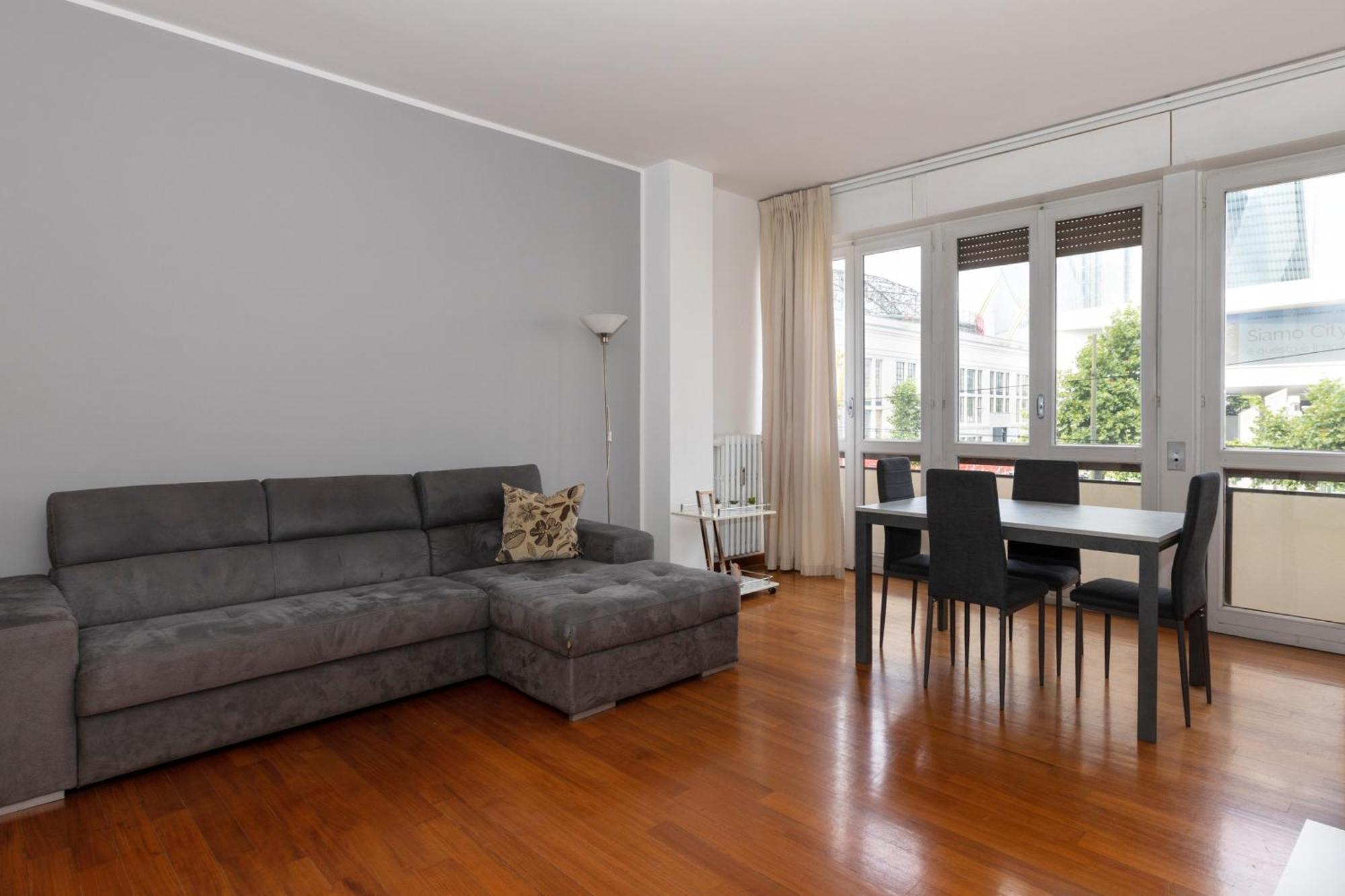 Ampio Bilocale Life - Mirable Pm Apartment *