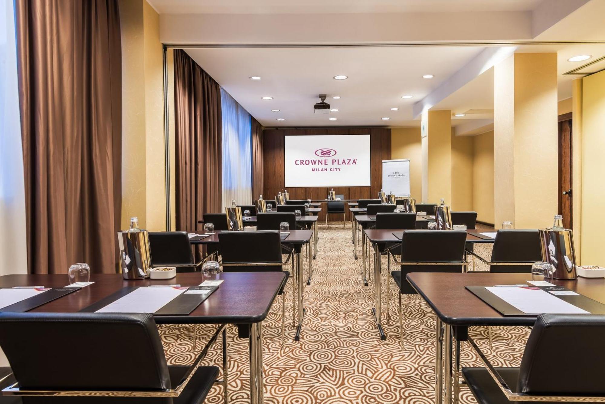 Hotel Crowne Plaza By Ihg