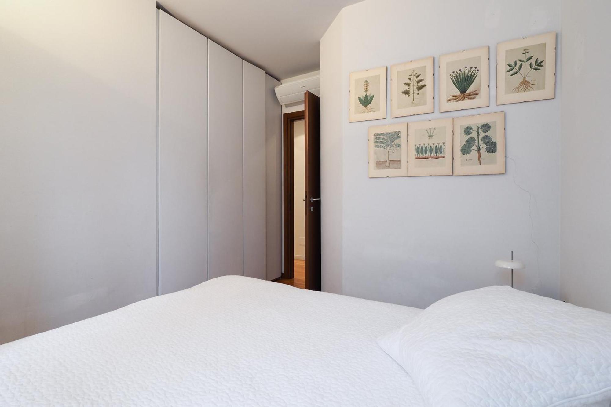 Hacca Collection - Brera & Fashion District - Bright 2br Apartment