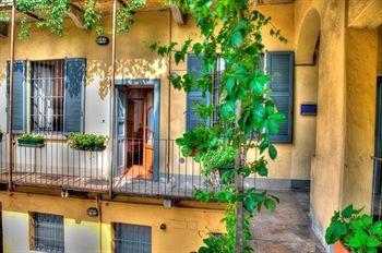 Bed & Breakfast Le Due Corti Milano 3*