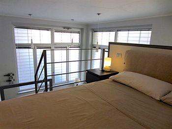 Hotel Temporary House Via Romolo Gessi *