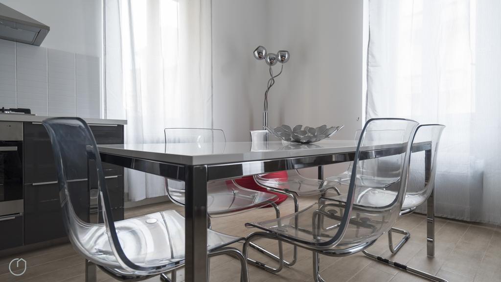The Rent - Goldoni * Milan