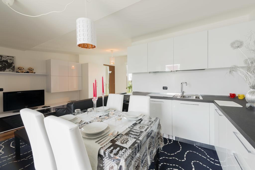 Apartment New Luxury Attic Santa Giulia Expo