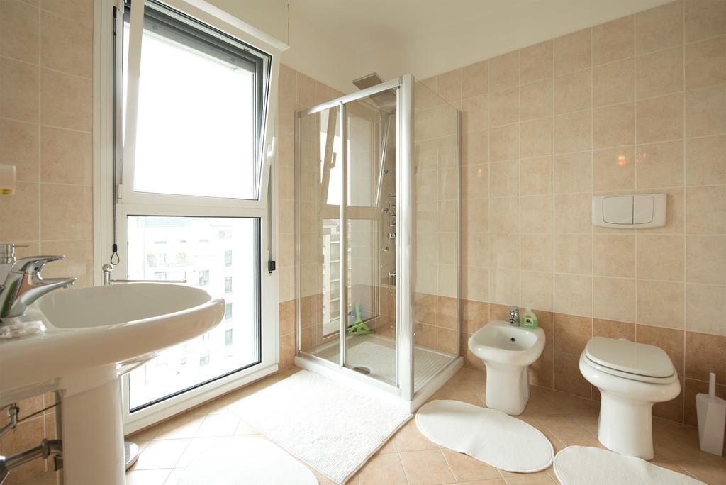 New Luxury Attic Santa Giulia Expo Apartment *