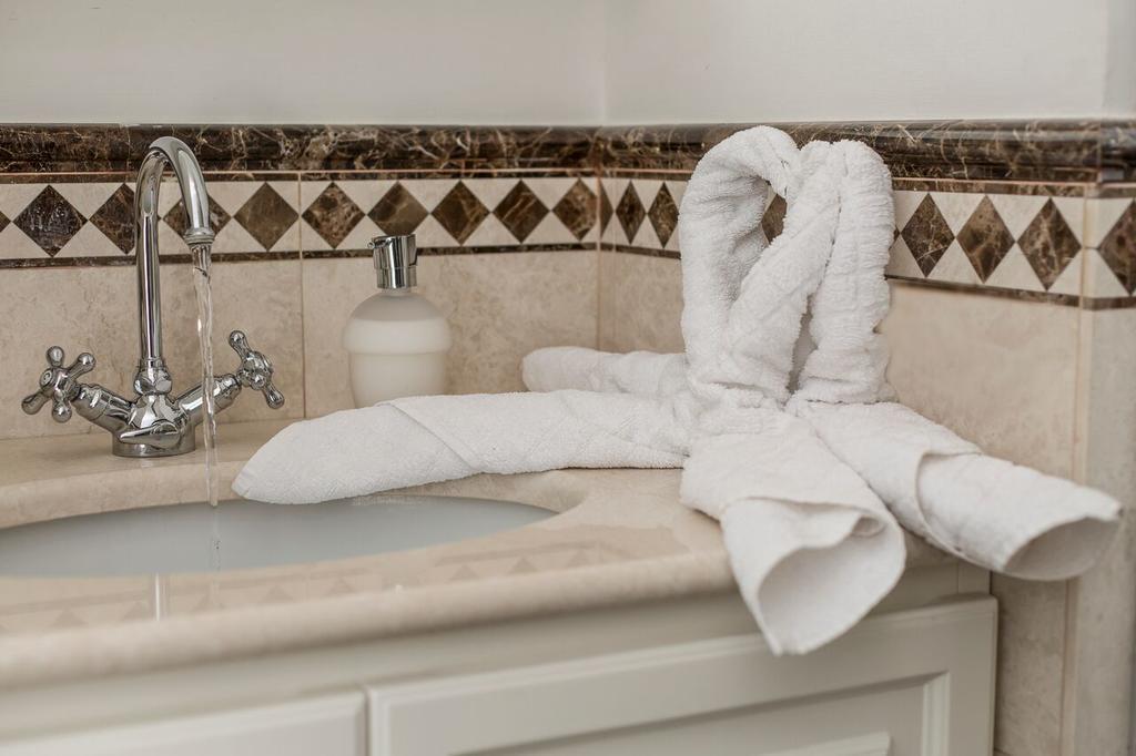 Annabel Bed & Breakfast 2*
