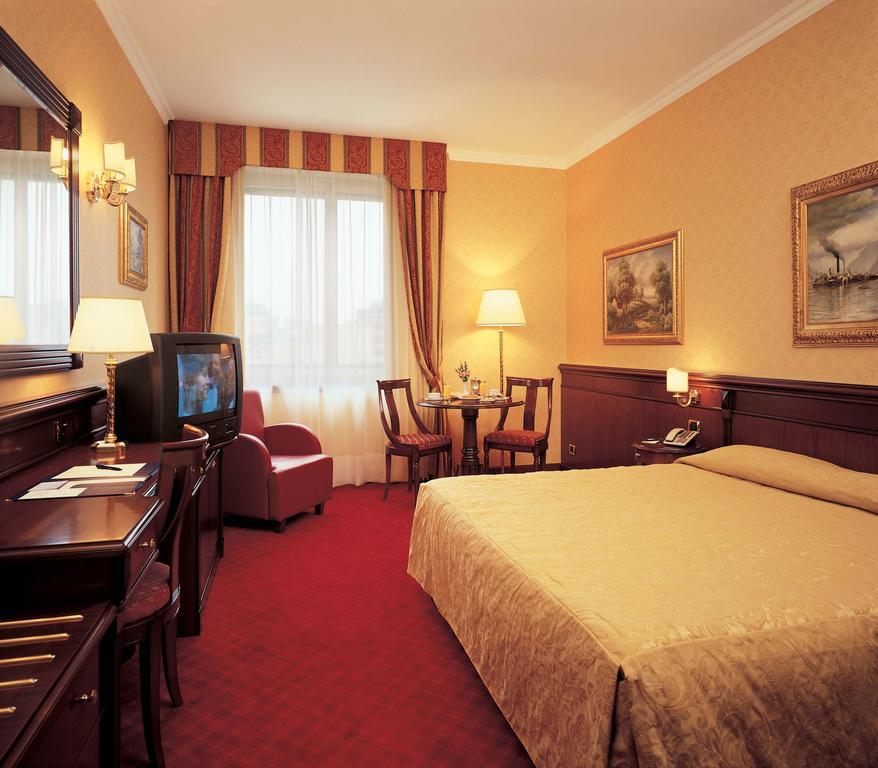 Atahotel Executive Hotel