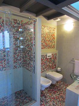 Hotel Temporary House Via Romolo Gessi Milan