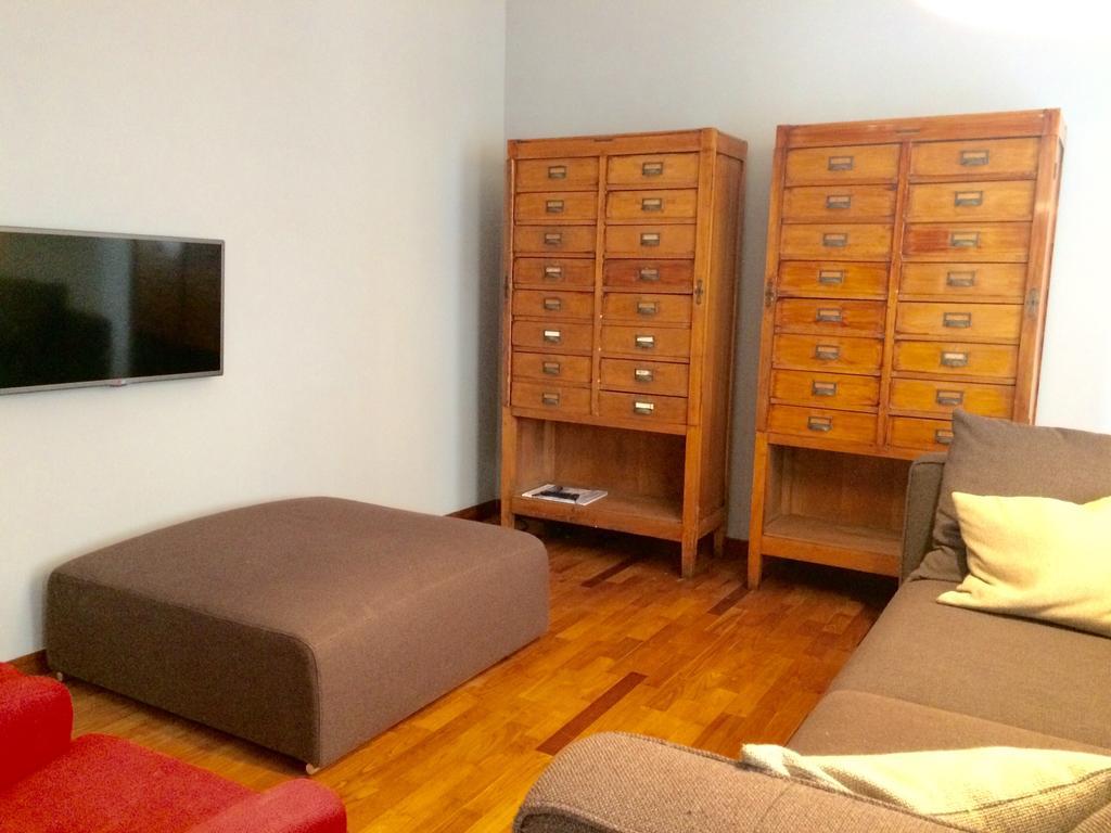 Meravigli Apartment *