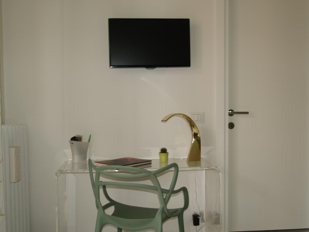 Bed & Breakfast Linea Milan