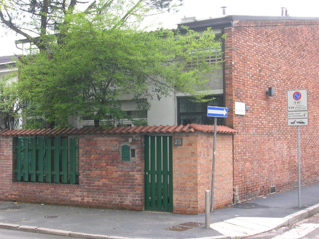 La Rondine Guest house