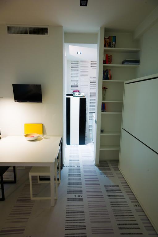 Stylish Mini In The Heart Of Apartment
