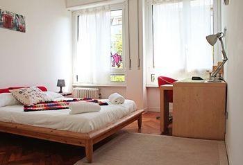 Sunny Sempione Apartment Milan