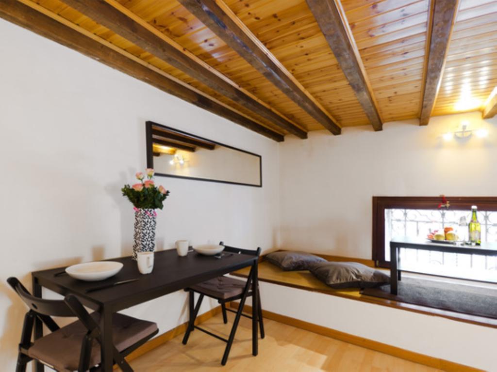Apartment Cadorna Center Studio-by Flatscollection Milan