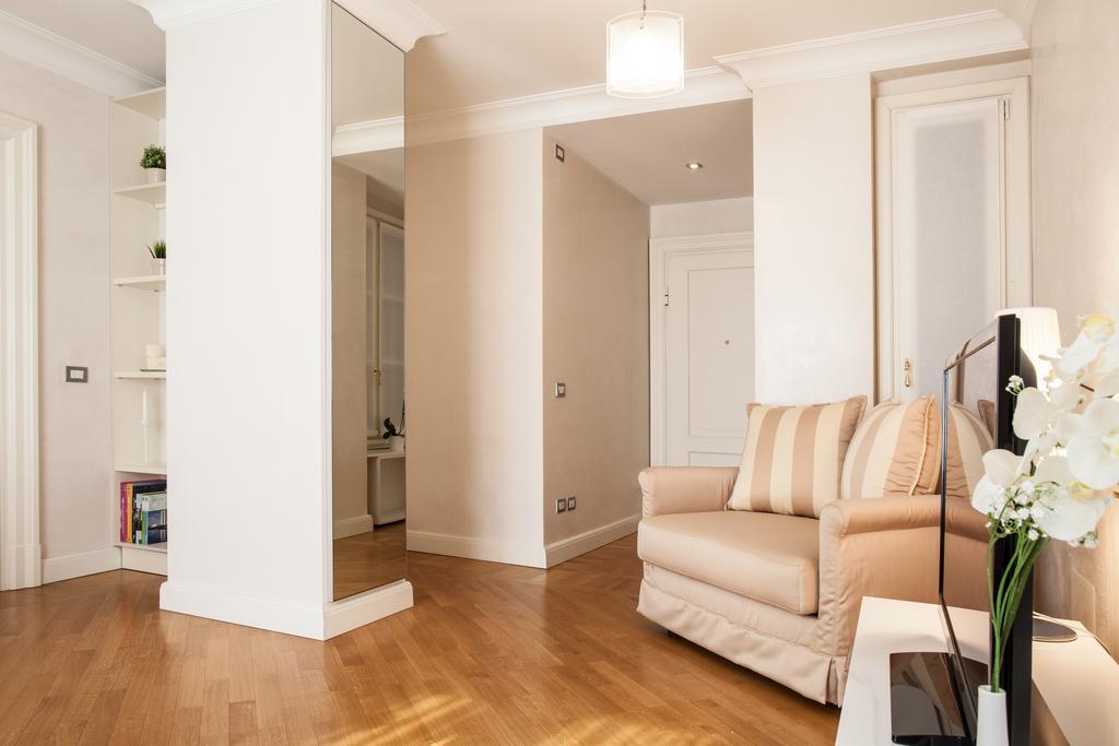 Royal - Centro Brera Apartment *