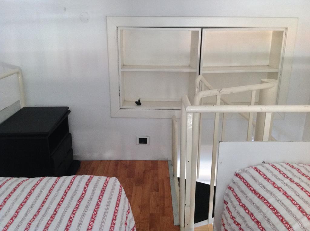 Mac Mahon 44 Guest house